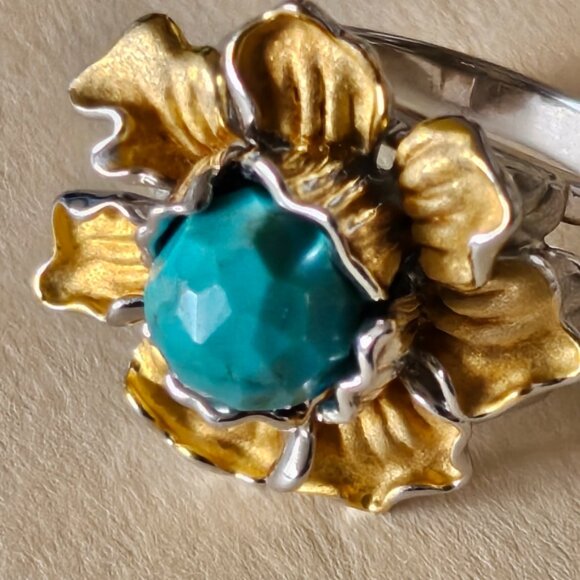 Gold and Silver Floral Ring with Turquoise Stone - Picture 2 of 7